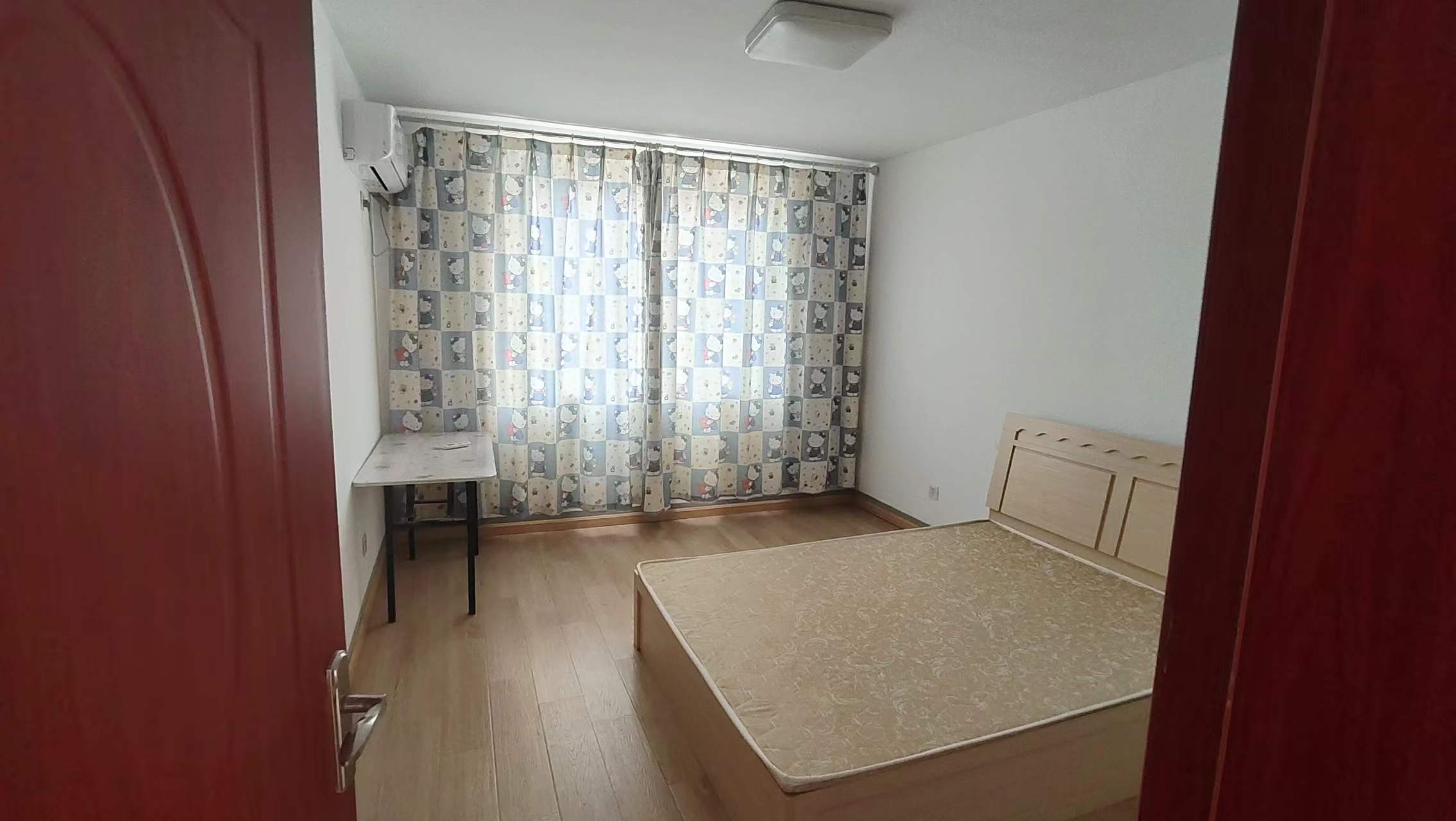 民安花苑 4室2厅1卫 128.00m&sup2;