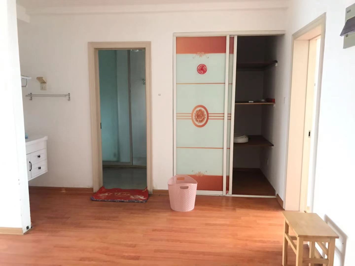 四季绿苑 2室2厅1卫 97m&sup2;