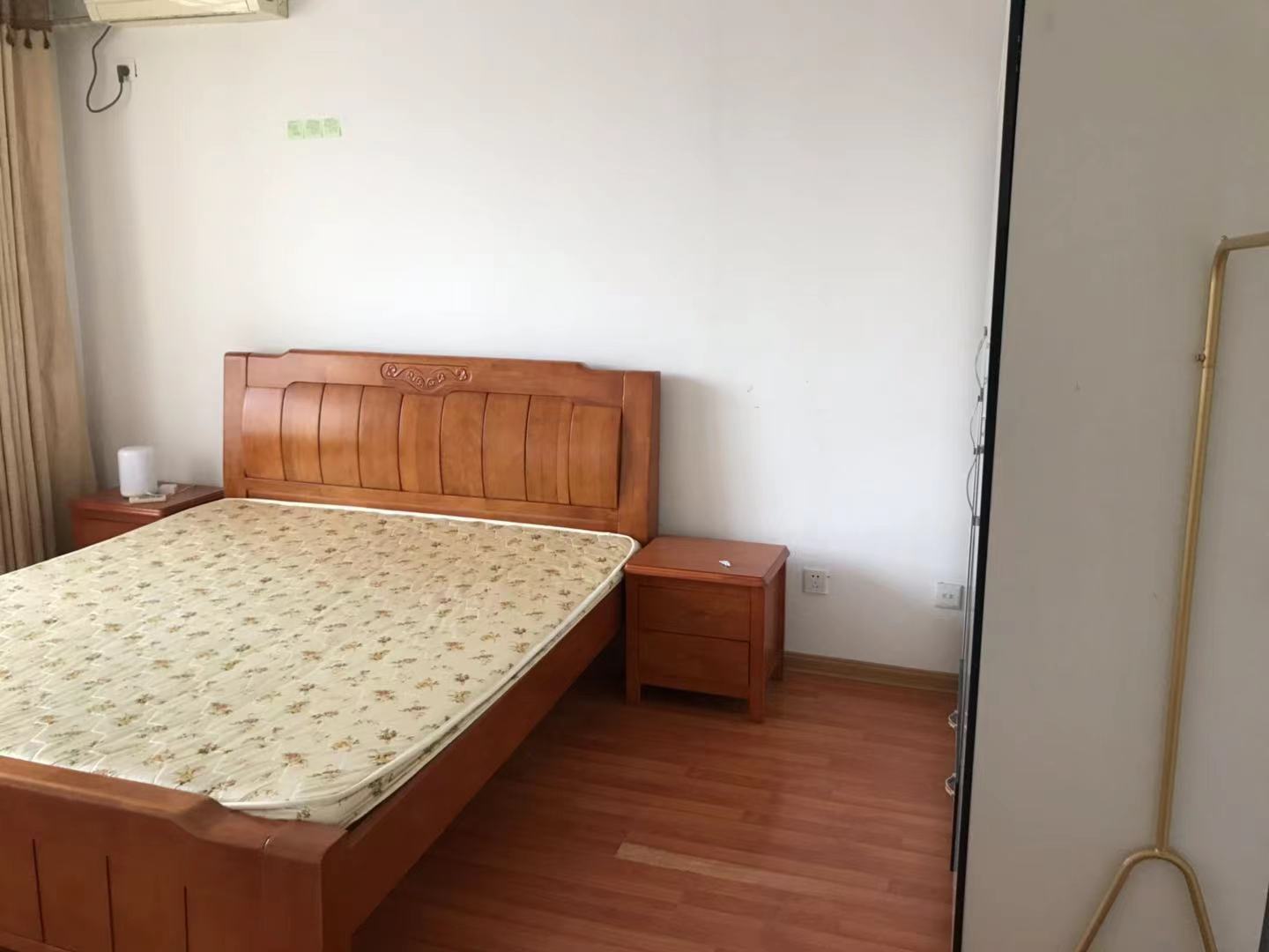 四季绿苑 2室2厅1卫 97m&sup2;