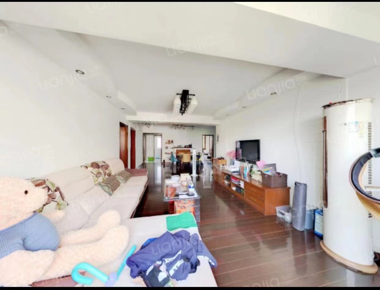 富贵北园 3室2厅1卫 136.00m&sup2;