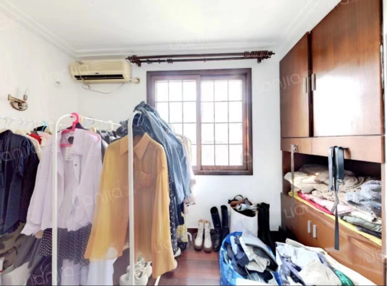 富贵北园 3室2厅1卫 136.00m&sup2;