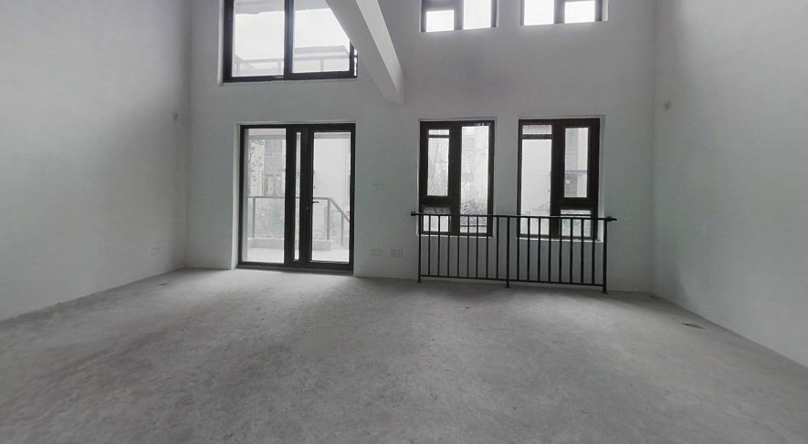 云樾东方 3室2厅2卫 160m²