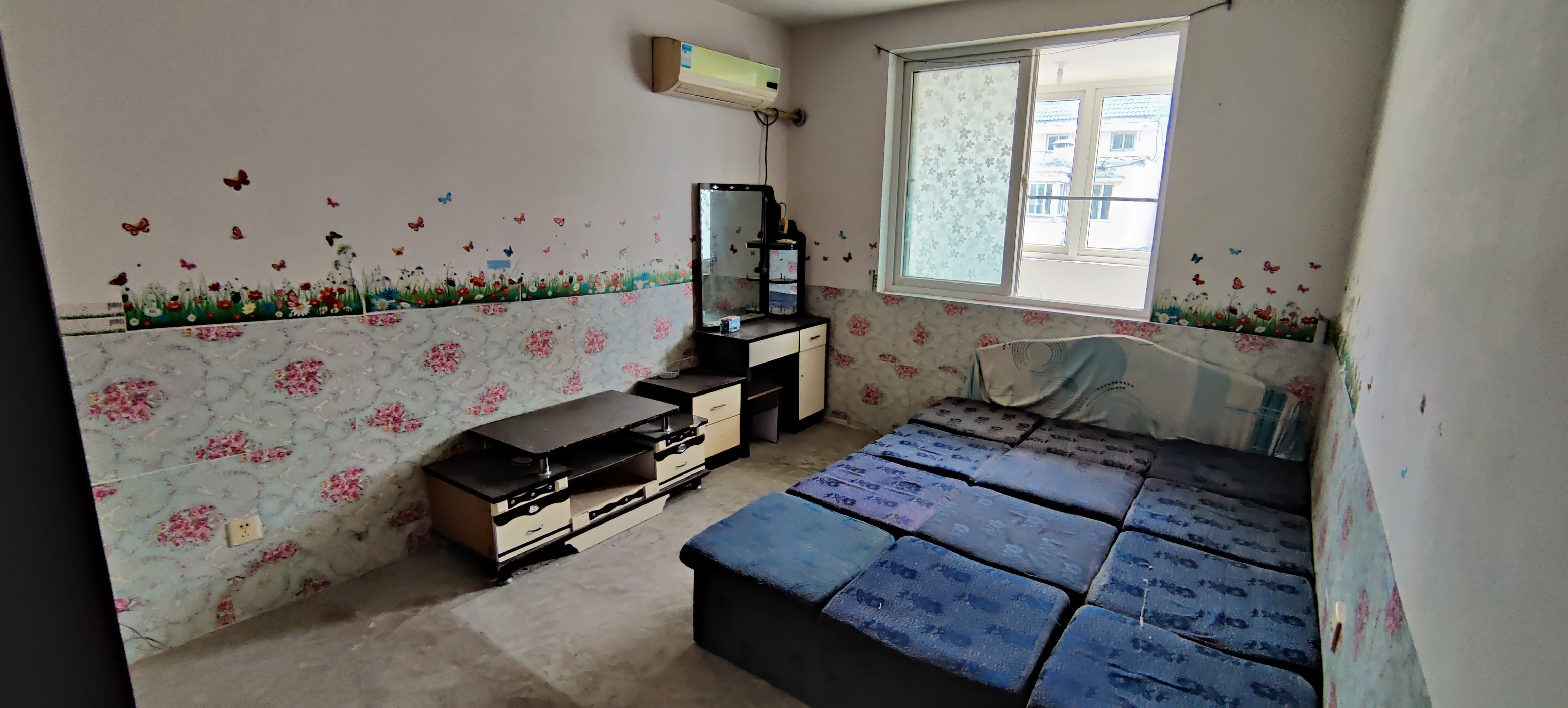 东城花园 3室2厅1卫 84m&sup2;