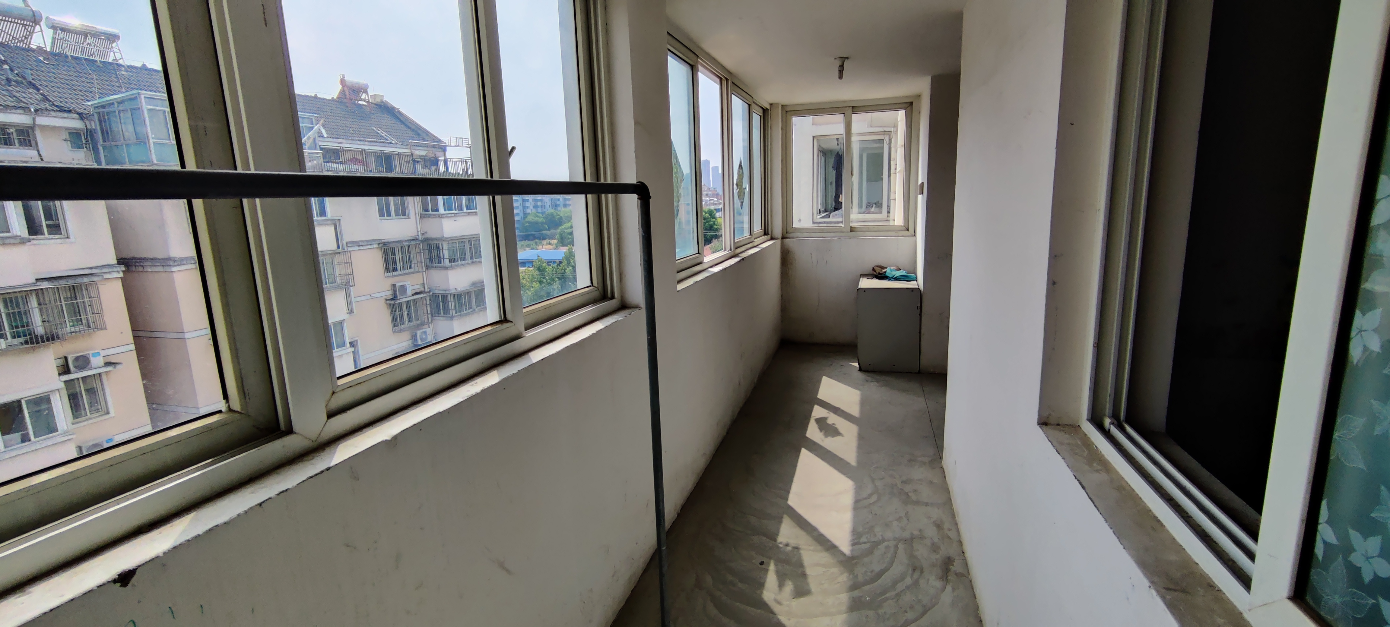 东城花园 3室2厅1卫 84m&sup2;