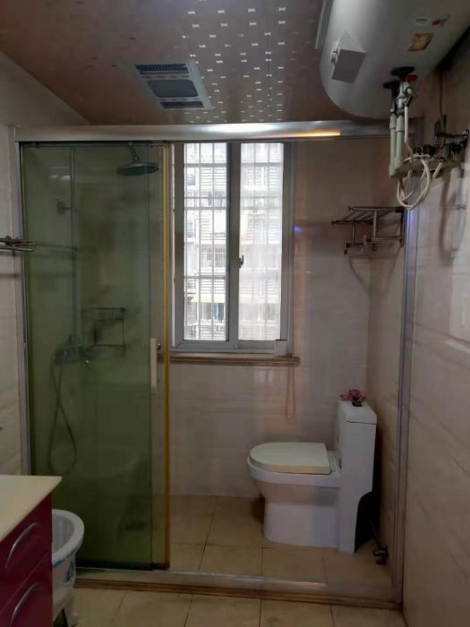 公园佳苑北区 3室2厅2卫 130m&sup2;