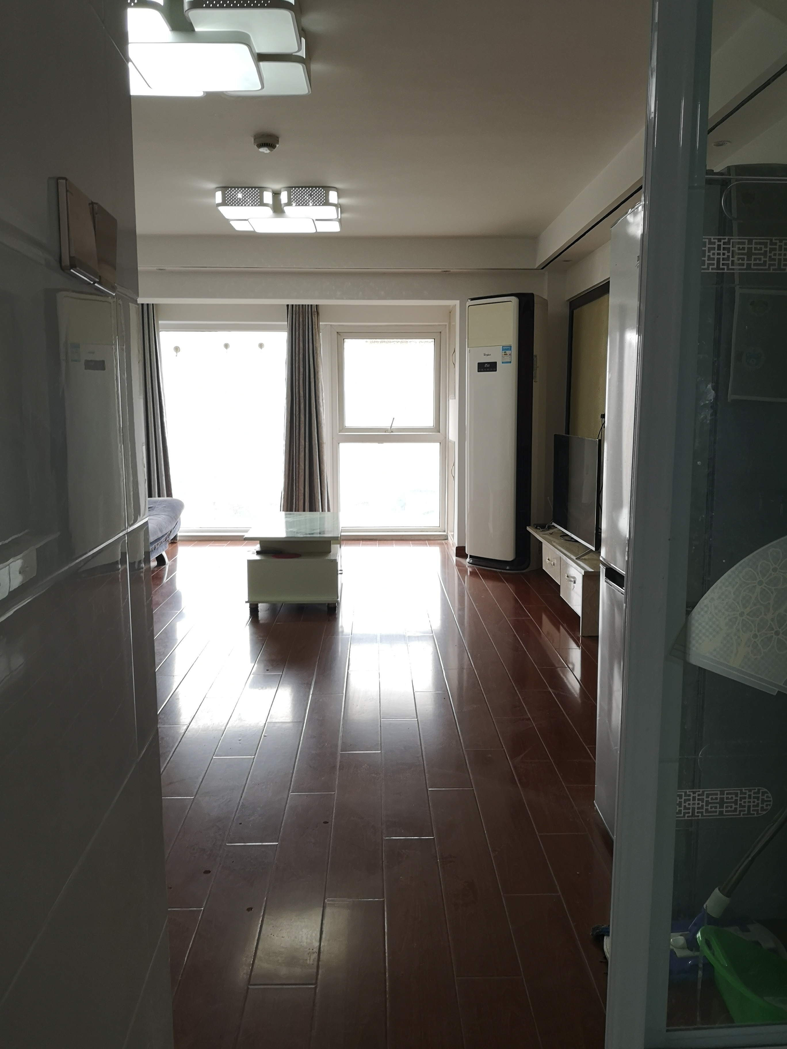 万科爱情公寓 1室1厅1卫 77m&sup2;