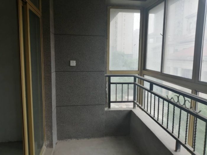 恒盛豪庭 2室2厅2卫 104.72m&sup2;