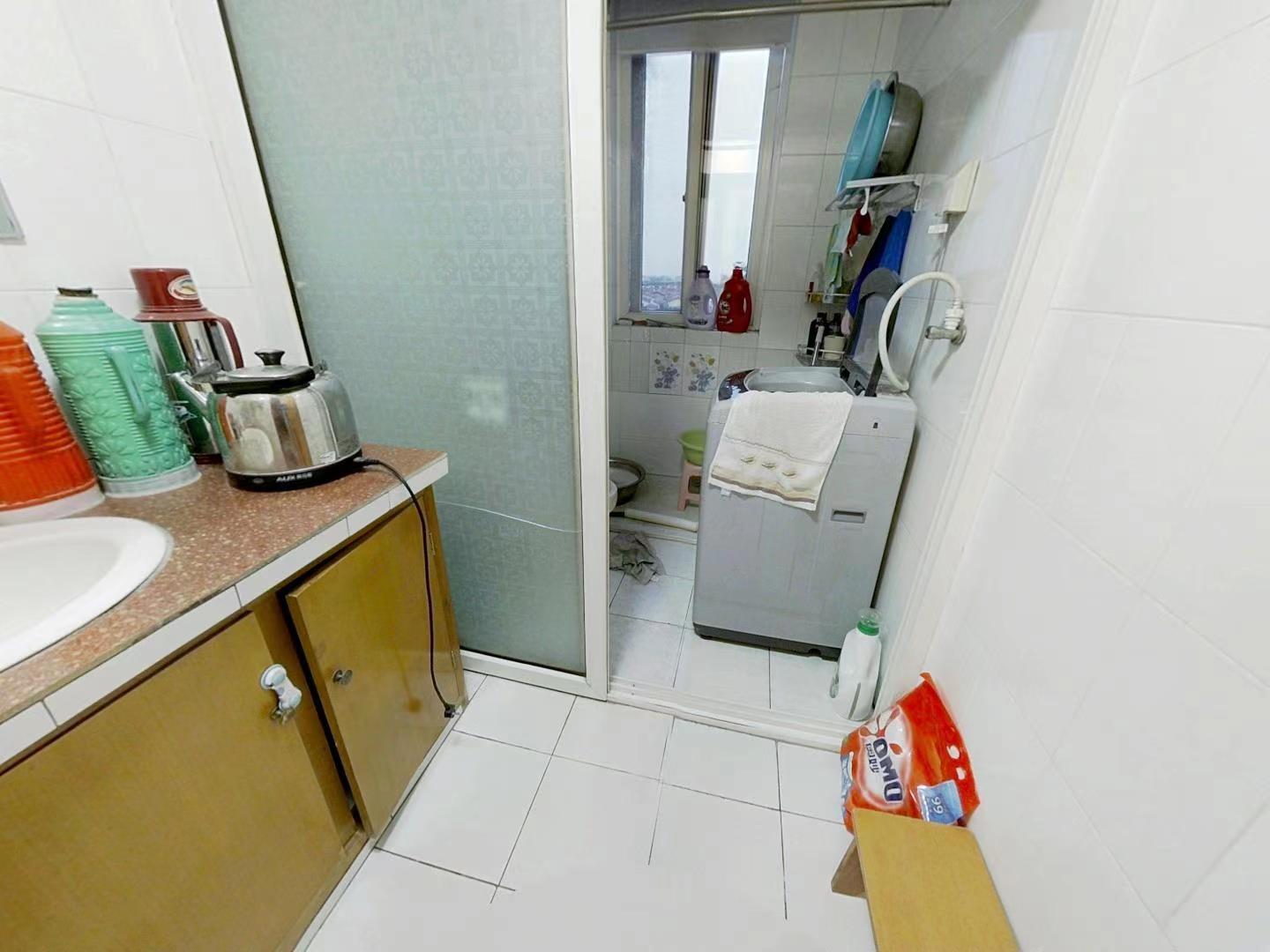 上海路7号 3室2厅2卫 111m&sup2;