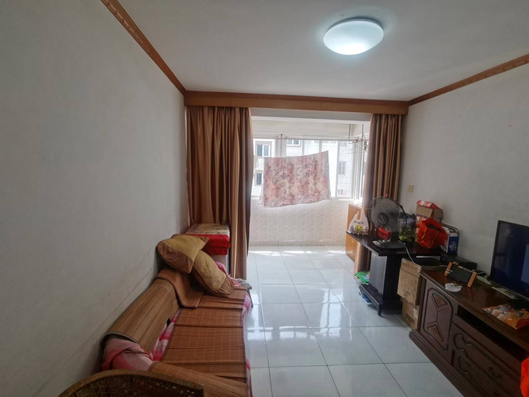 越江新村 2室1厅1卫 96.38m²