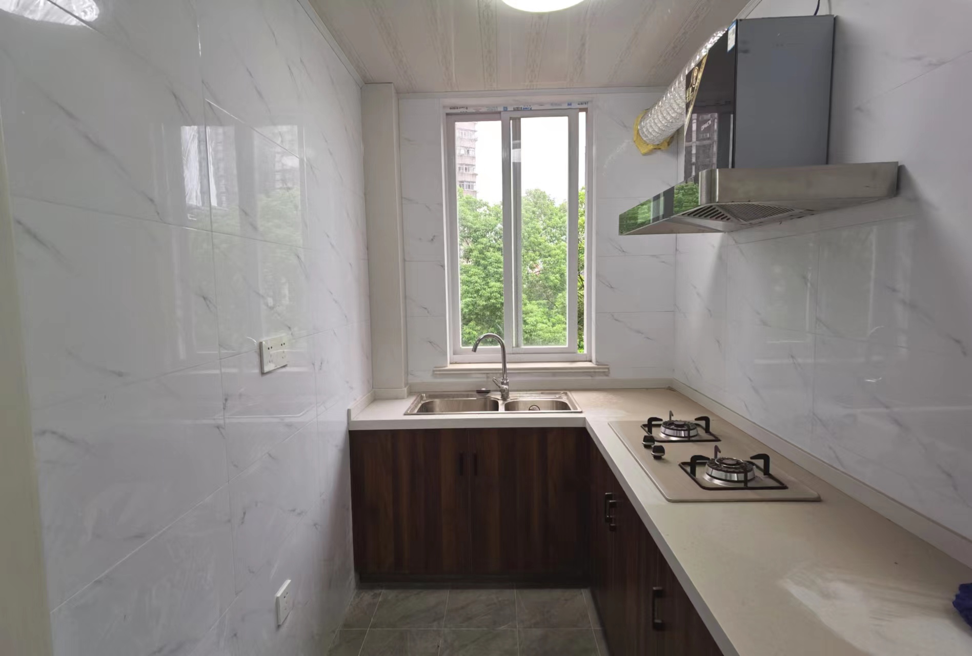 青年中路37号 2室2厅1卫 69.79m&sup2;