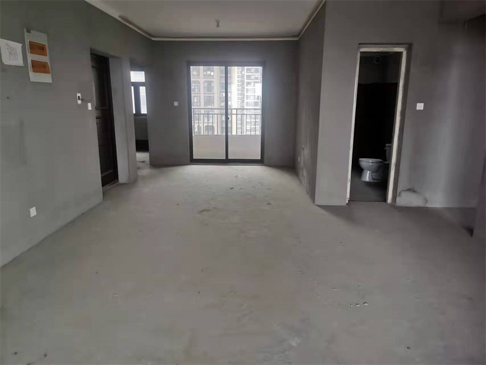 华强城 4室2厅2卫 160.00m&sup2;