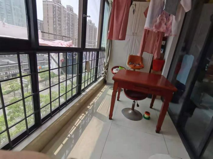 益兴名流府 3室2厅1卫 127m&sup2;