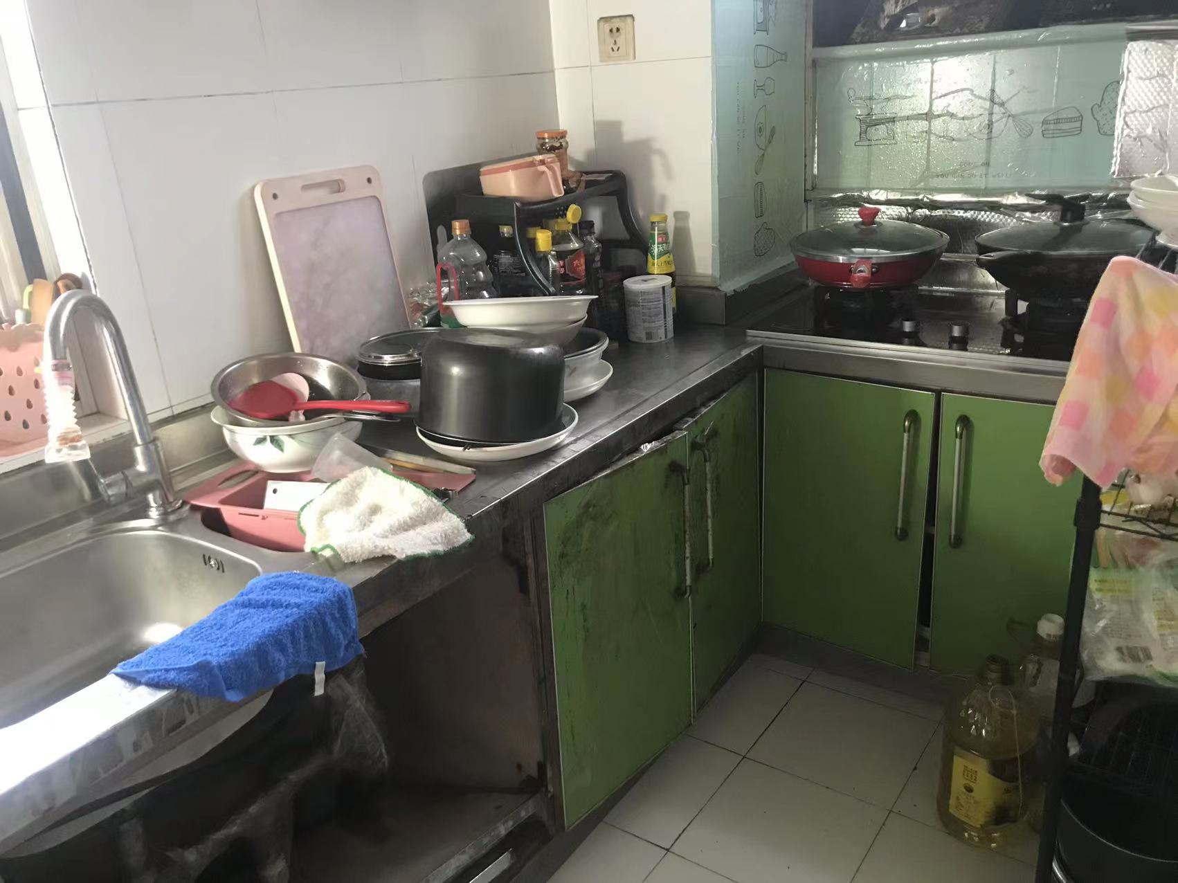 城港新村 2室1厅1卫 71m&sup2;
