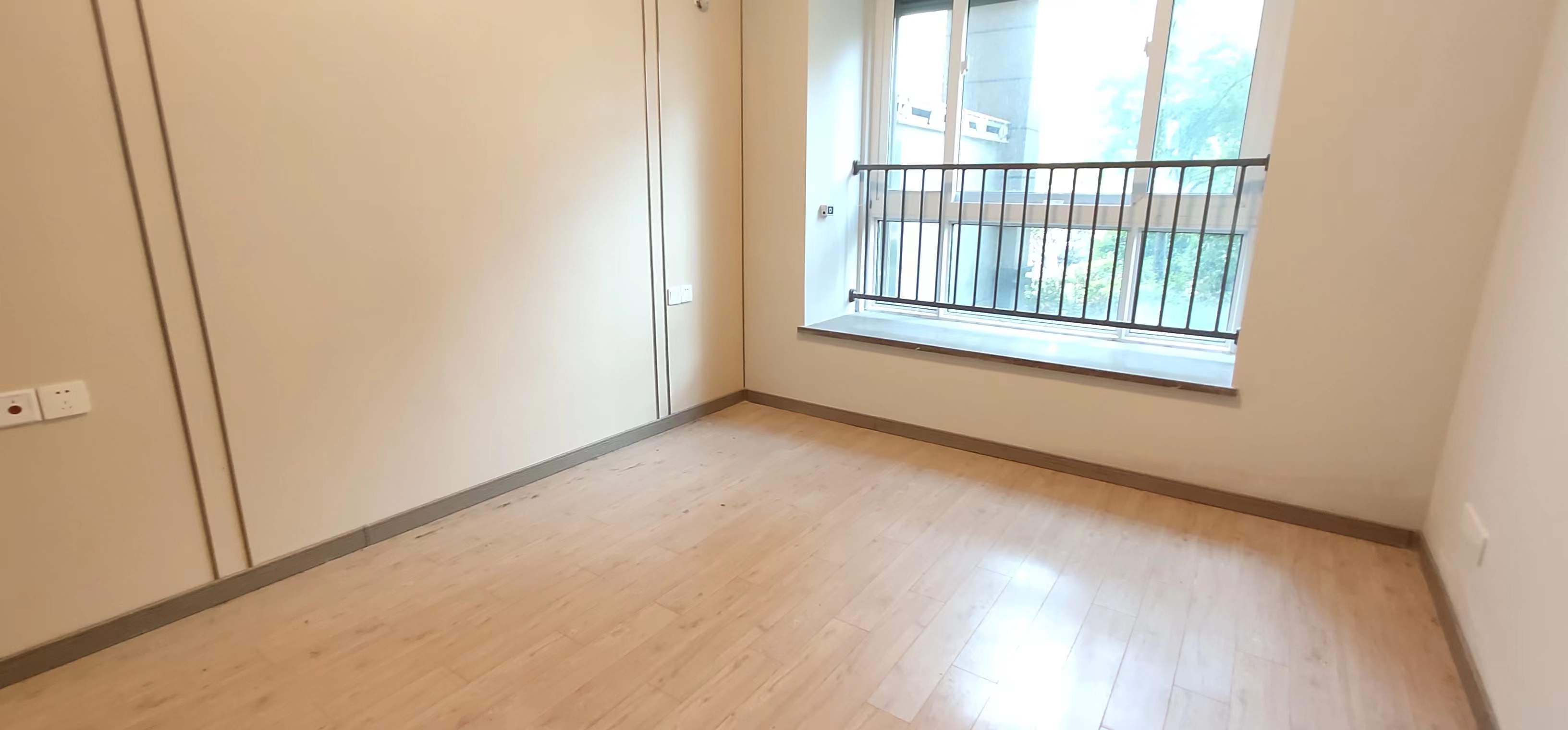 南通雅居乐花园 3室2厅1卫 99.8m&sup2;