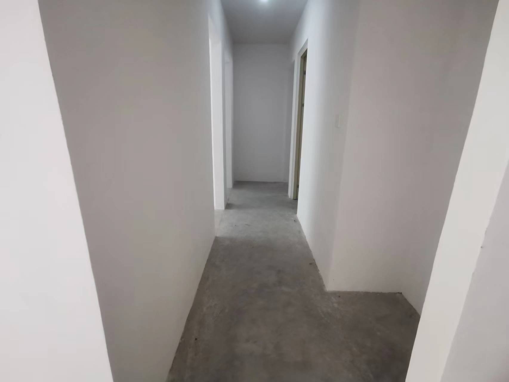中海碧林湾 3室2厅1卫 97m&sup2;
