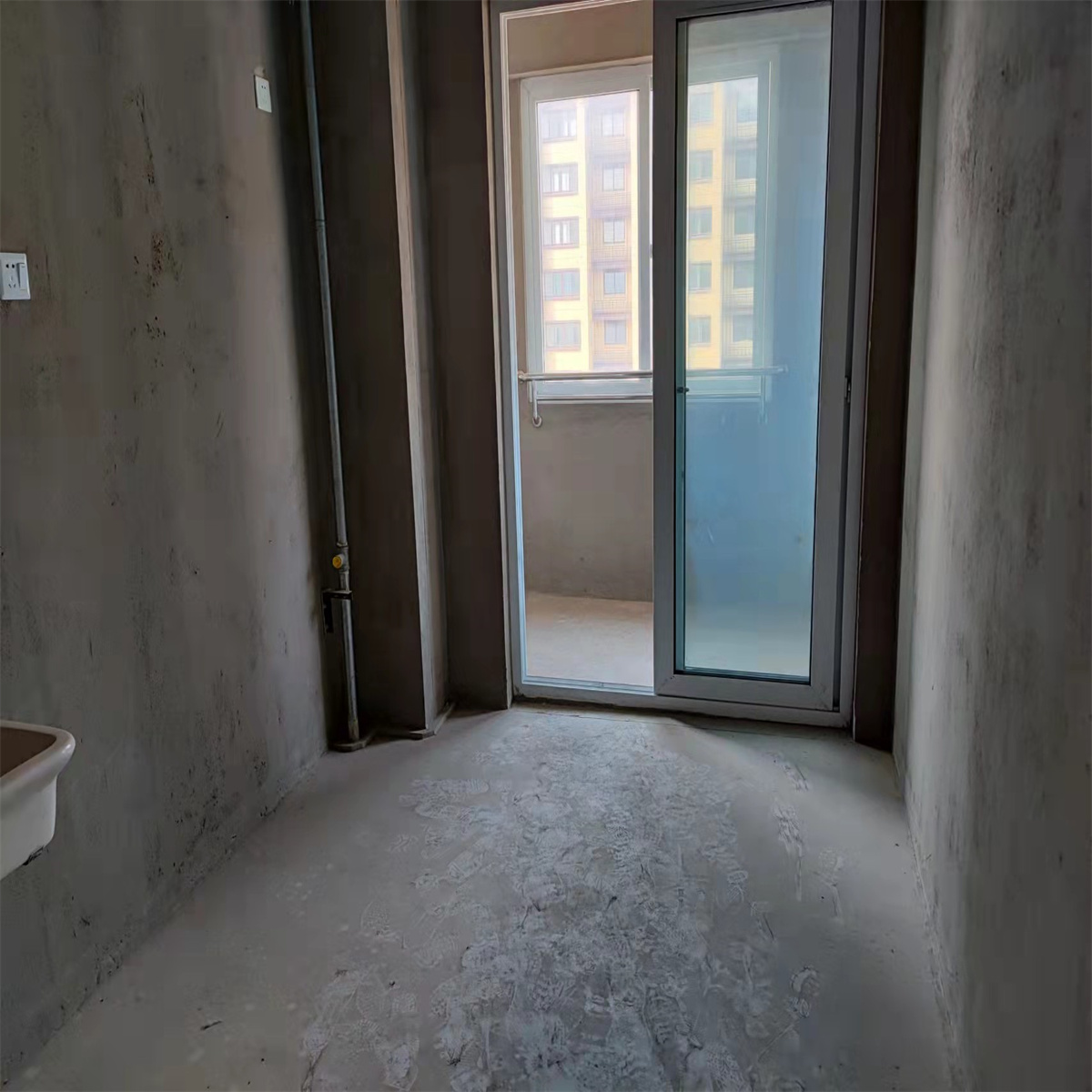 景明花苑 3室2厅1卫 126m&sup2;