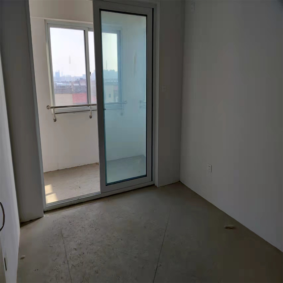 景明花苑 3室2厅1卫 126m&sup2;