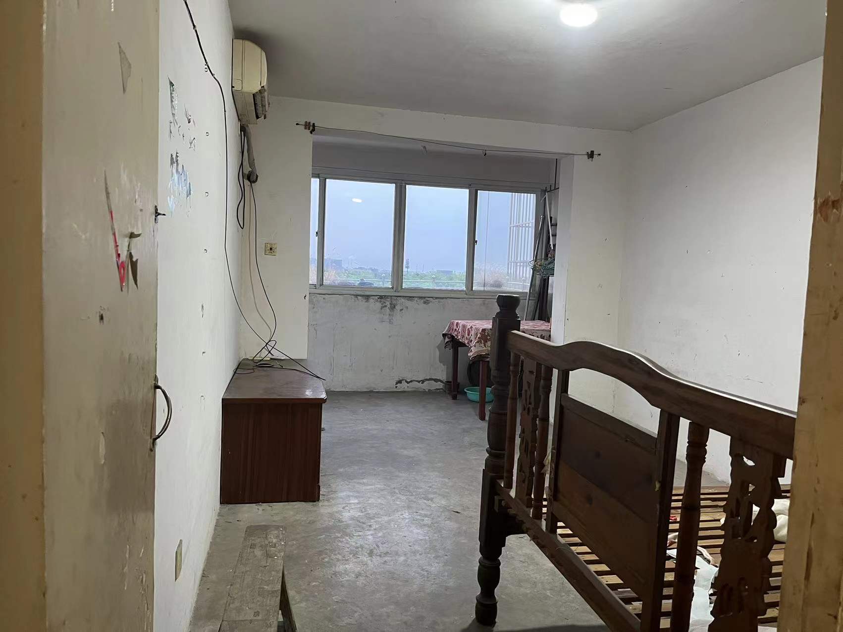 五山花苑 2室2厅1卫 93m&sup2;