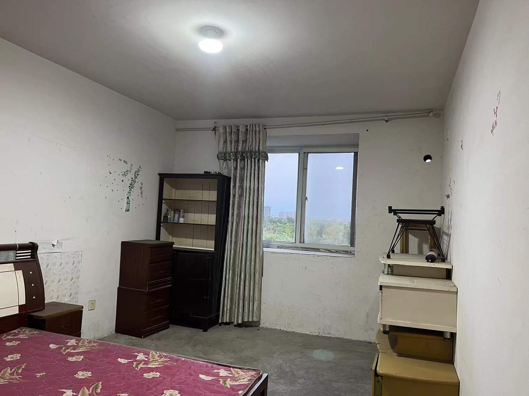 五山花苑 2室2厅1卫 93m&sup2;