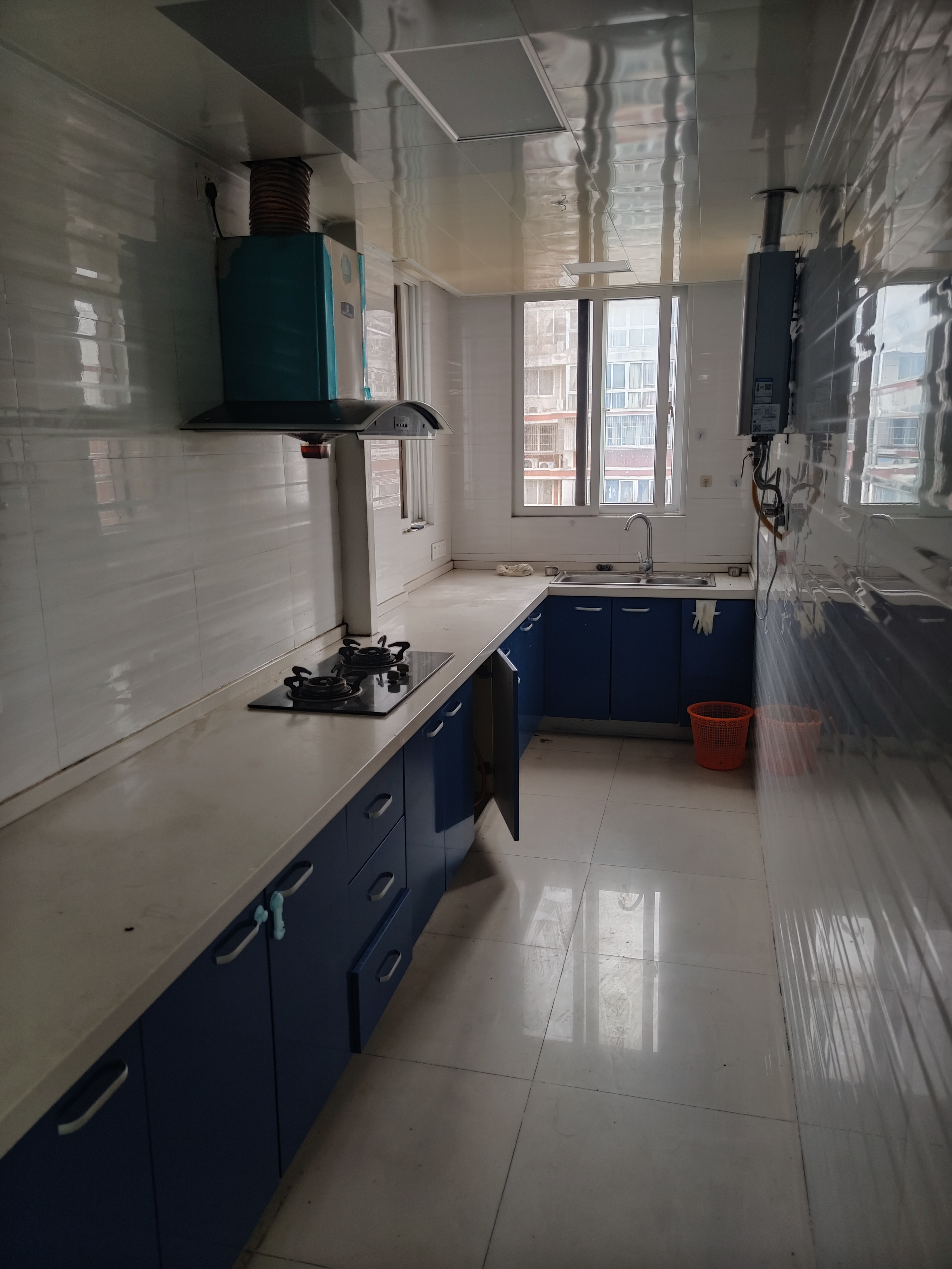 新港花苑 3室1厅1卫 110m&sup2;