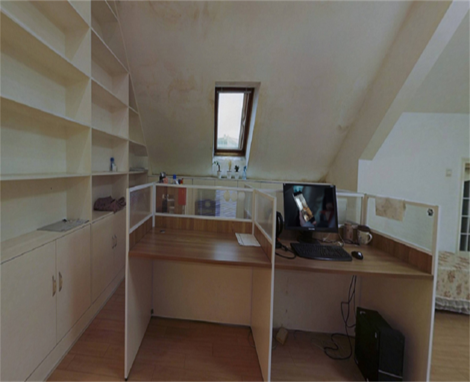 怡安花苑 6室2厅2卫 204m&sup2;