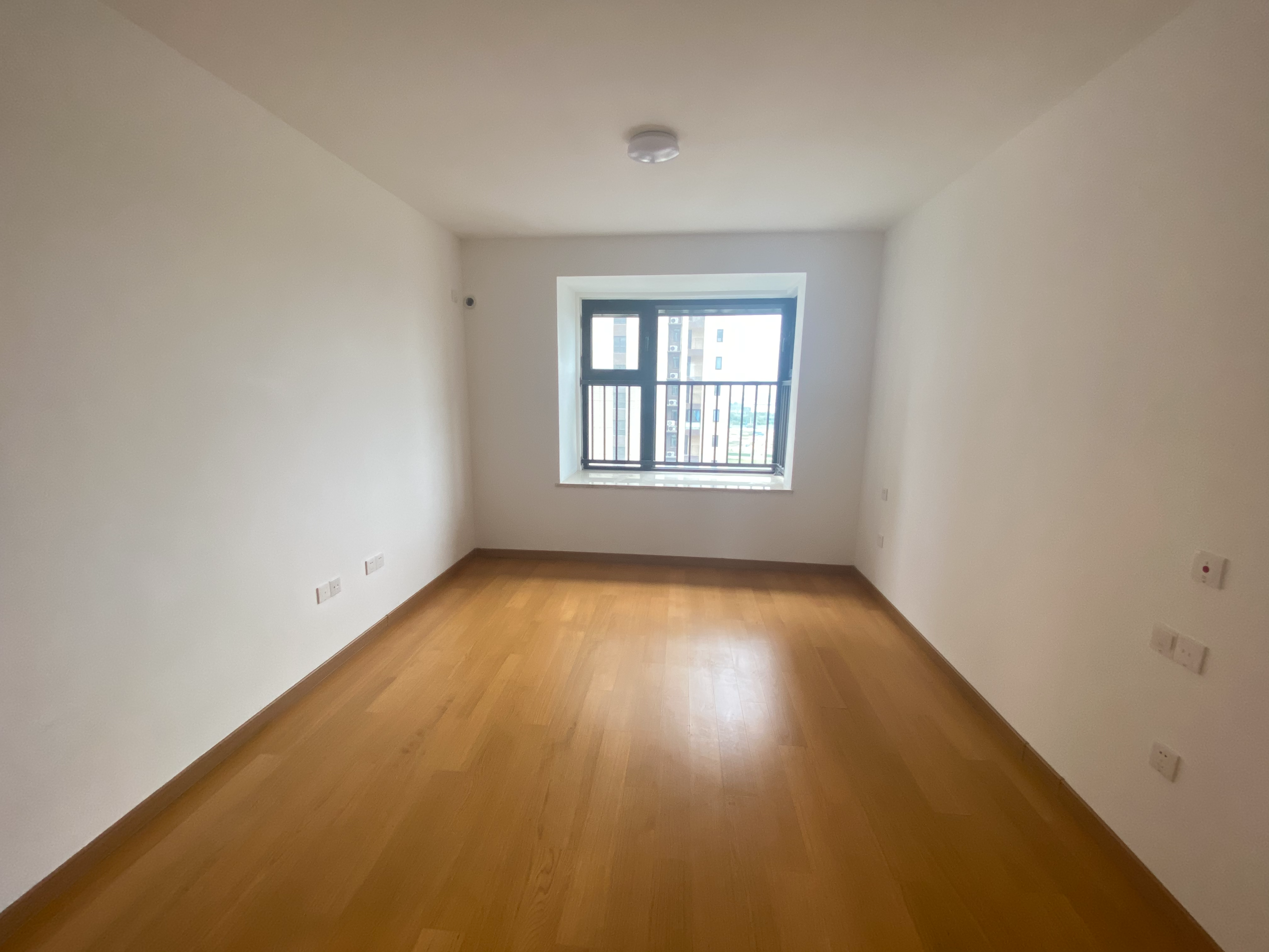 绿地新里城 3室2厅1卫 116.29m&sup2;