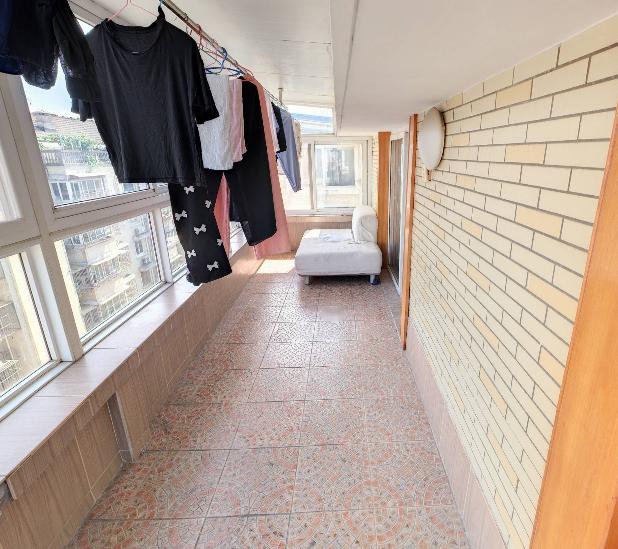 瑞丰花园 5室2厅2卫 151m&sup2;