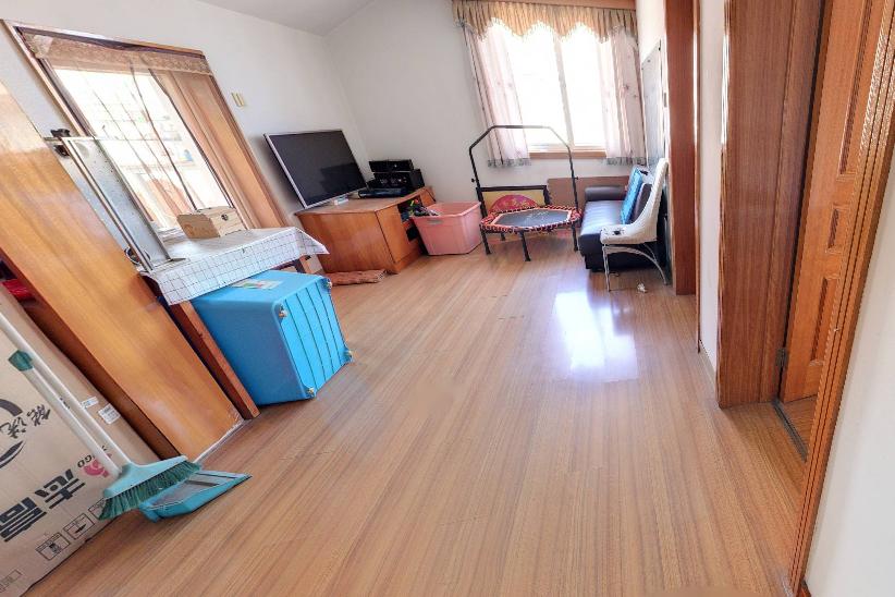 瑞丰花园 5室2厅2卫 151m&sup2;