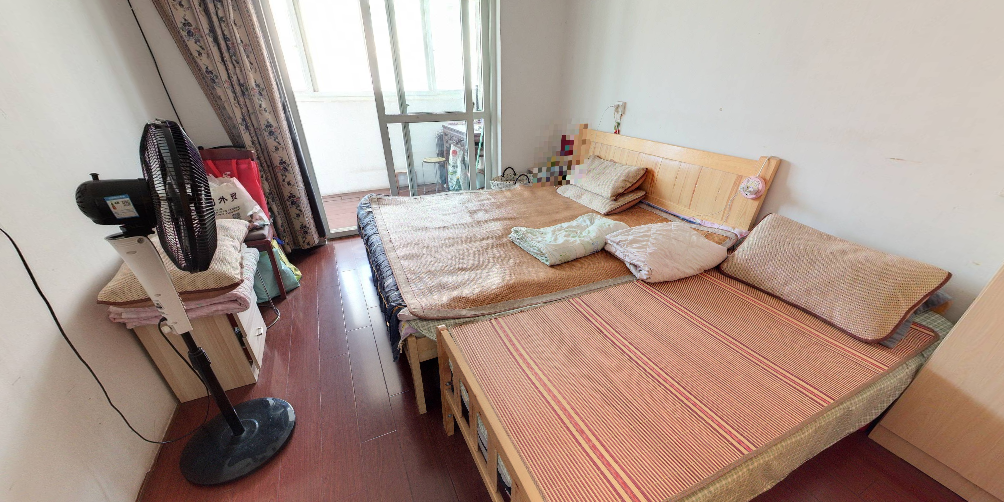 城港花苑东区 2室1厅1卫 77.37m&sup2;