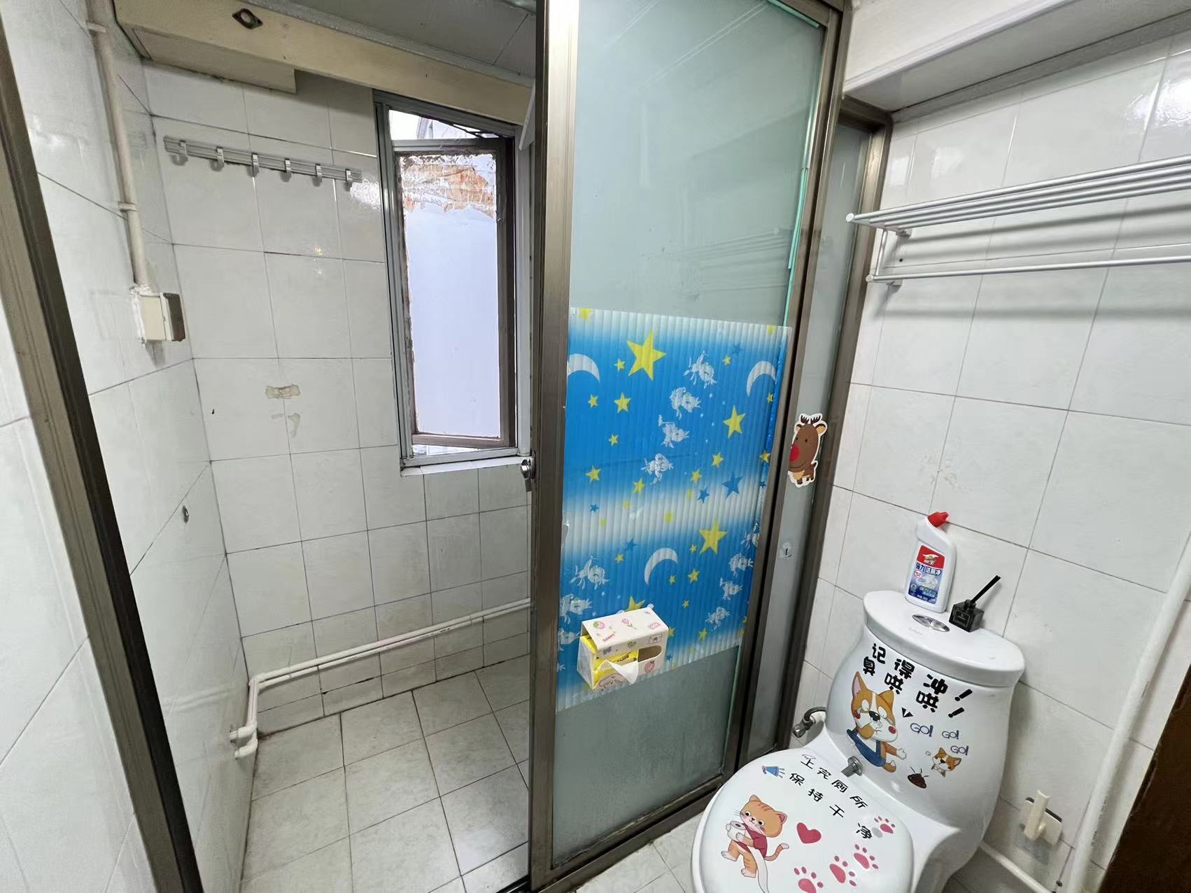 北濠桥东村 4室1厅2卫 108m&sup2;