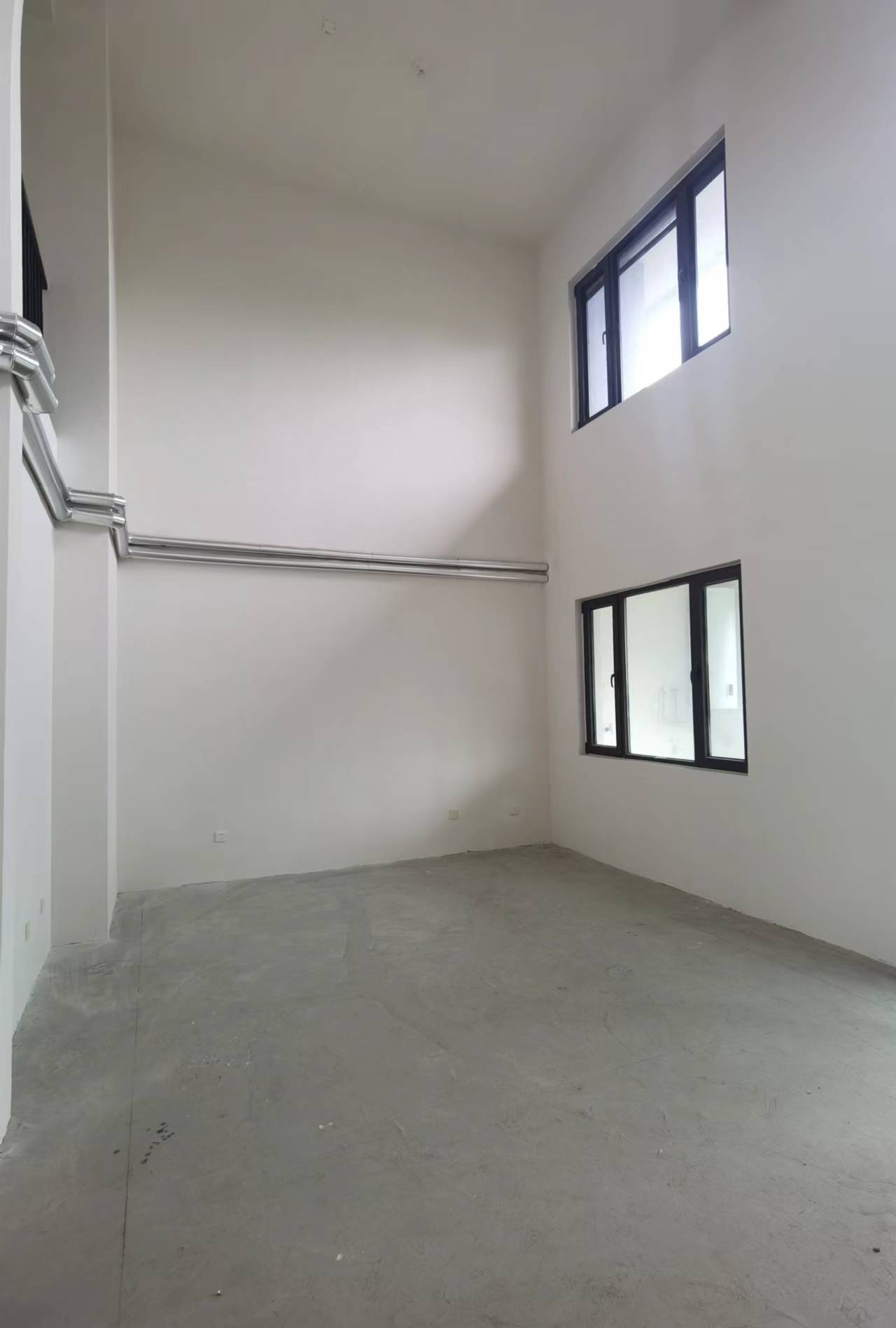 万濠瑜园 4室2厅4卫 256.00m²