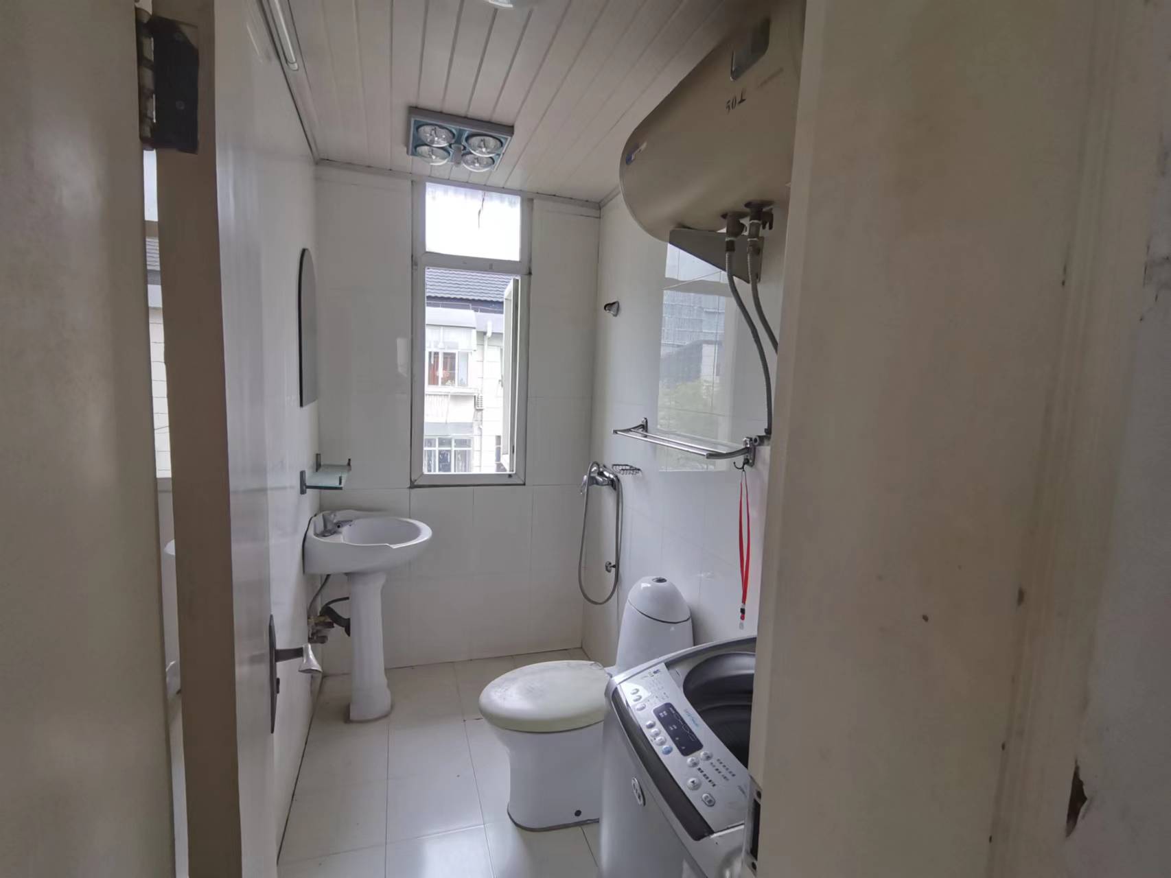 白家园 2室1厅1卫 65m&sup2;