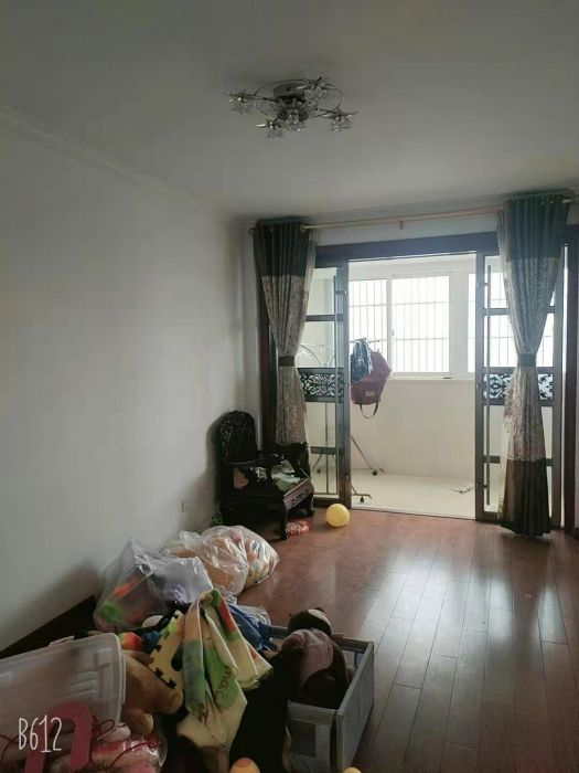 和盛林荫水岸南区 4室2厅2卫 142.00m&sup2;