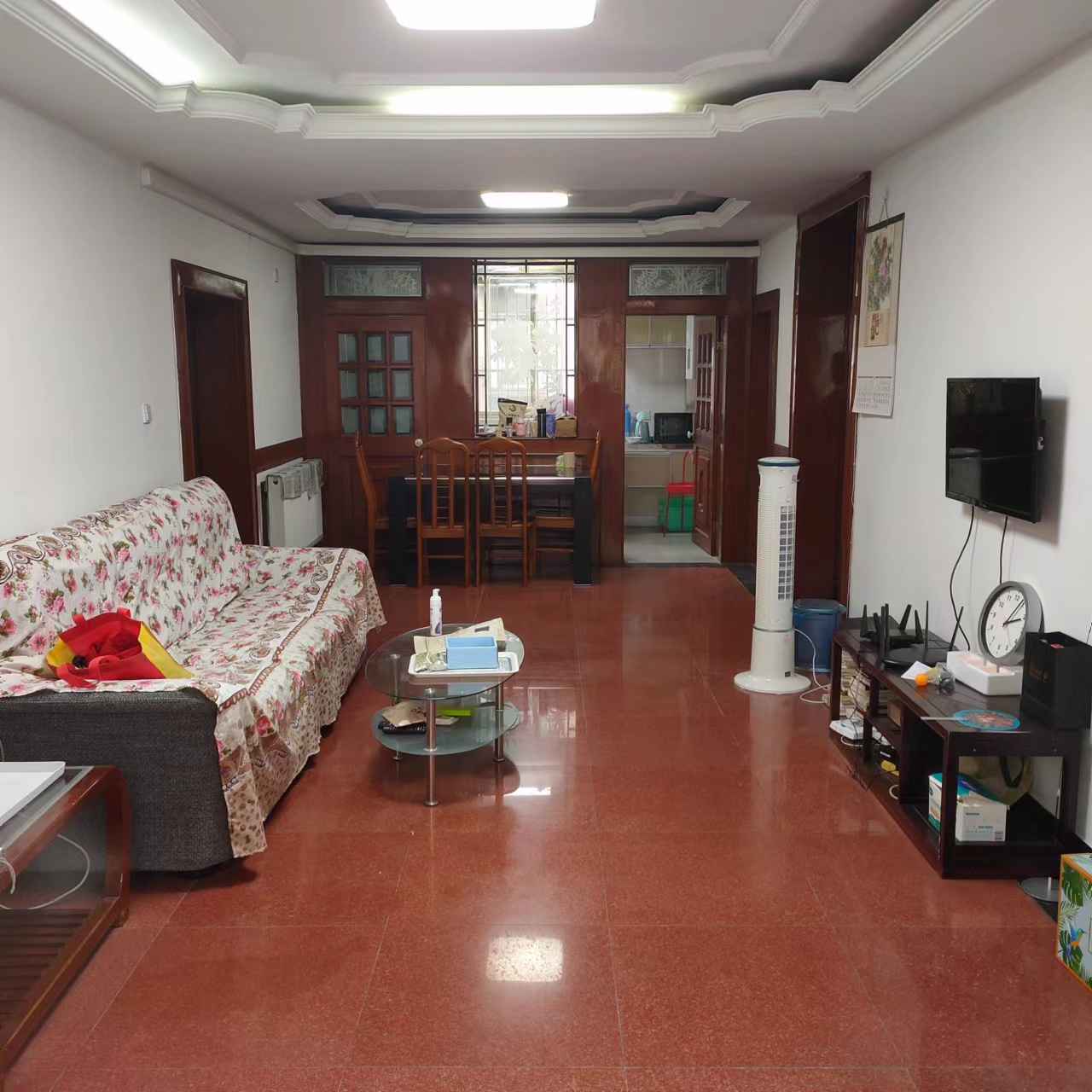 新桃园 3室1厅1卫 107m&sup2;