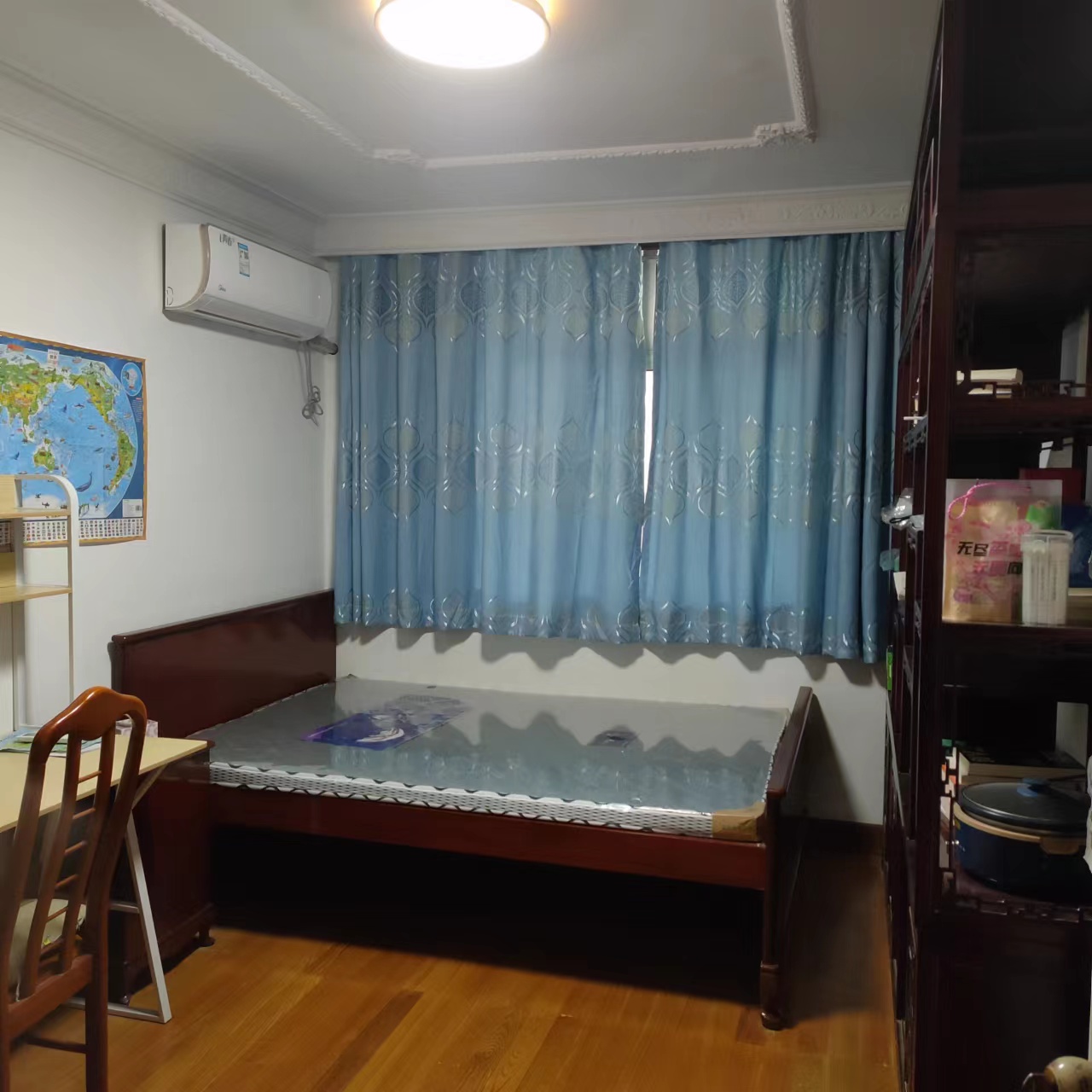 新桃园 3室1厅1卫 107m&sup2;
