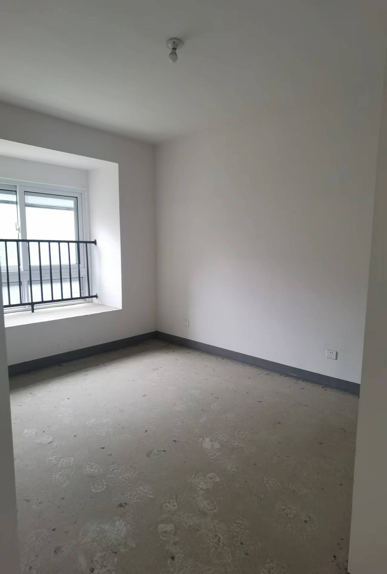 新城香溢紫郡 4室2厅2卫 145m&sup2;