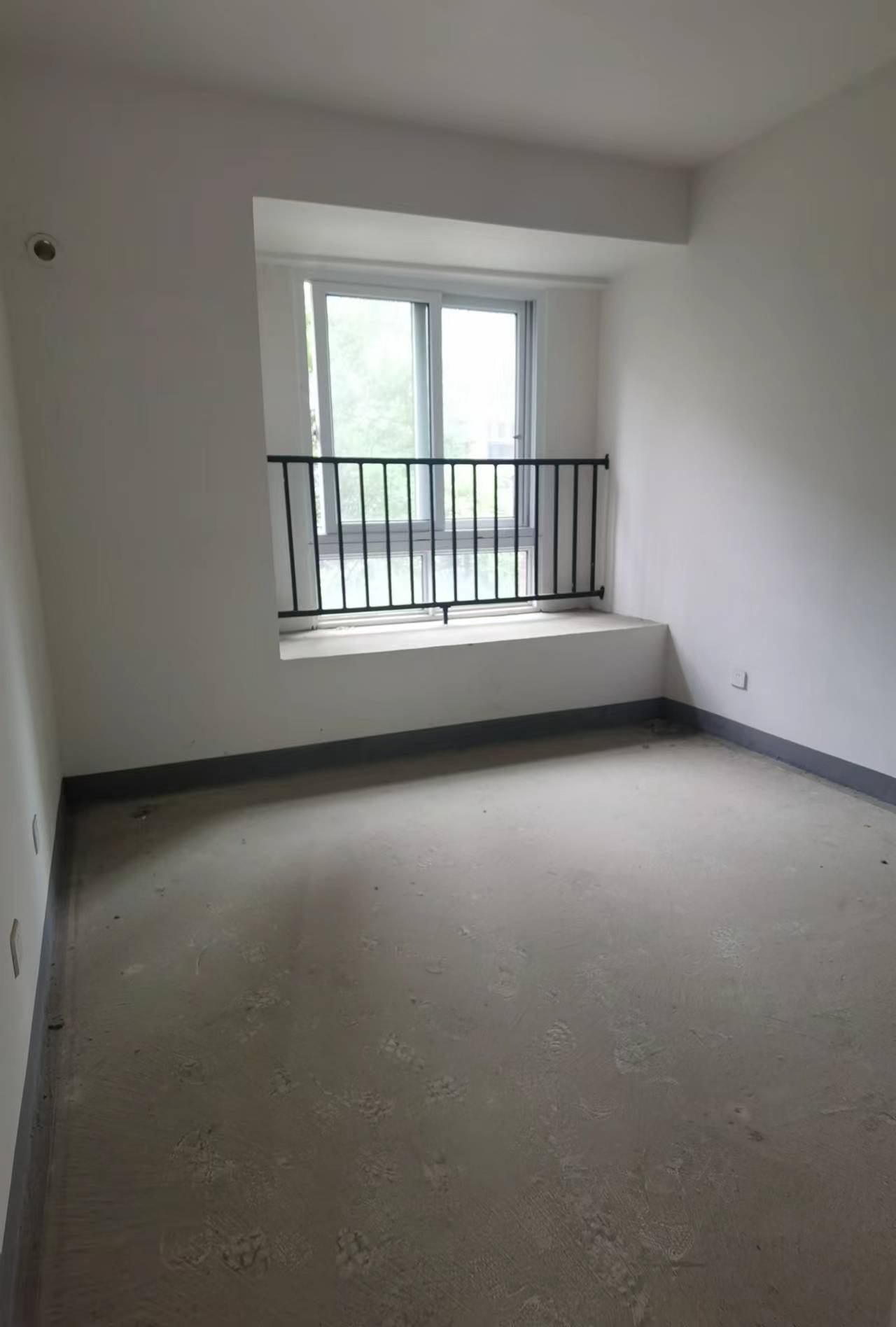 新城香溢紫郡 4室2厅2卫 145m&sup2;