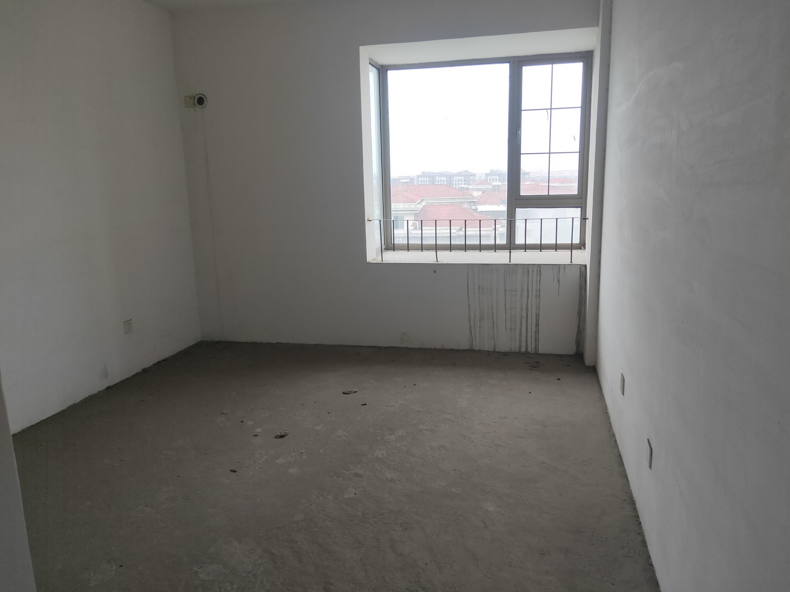 优山美地花园南区 6室2厅4卫 231.93m&sup2;