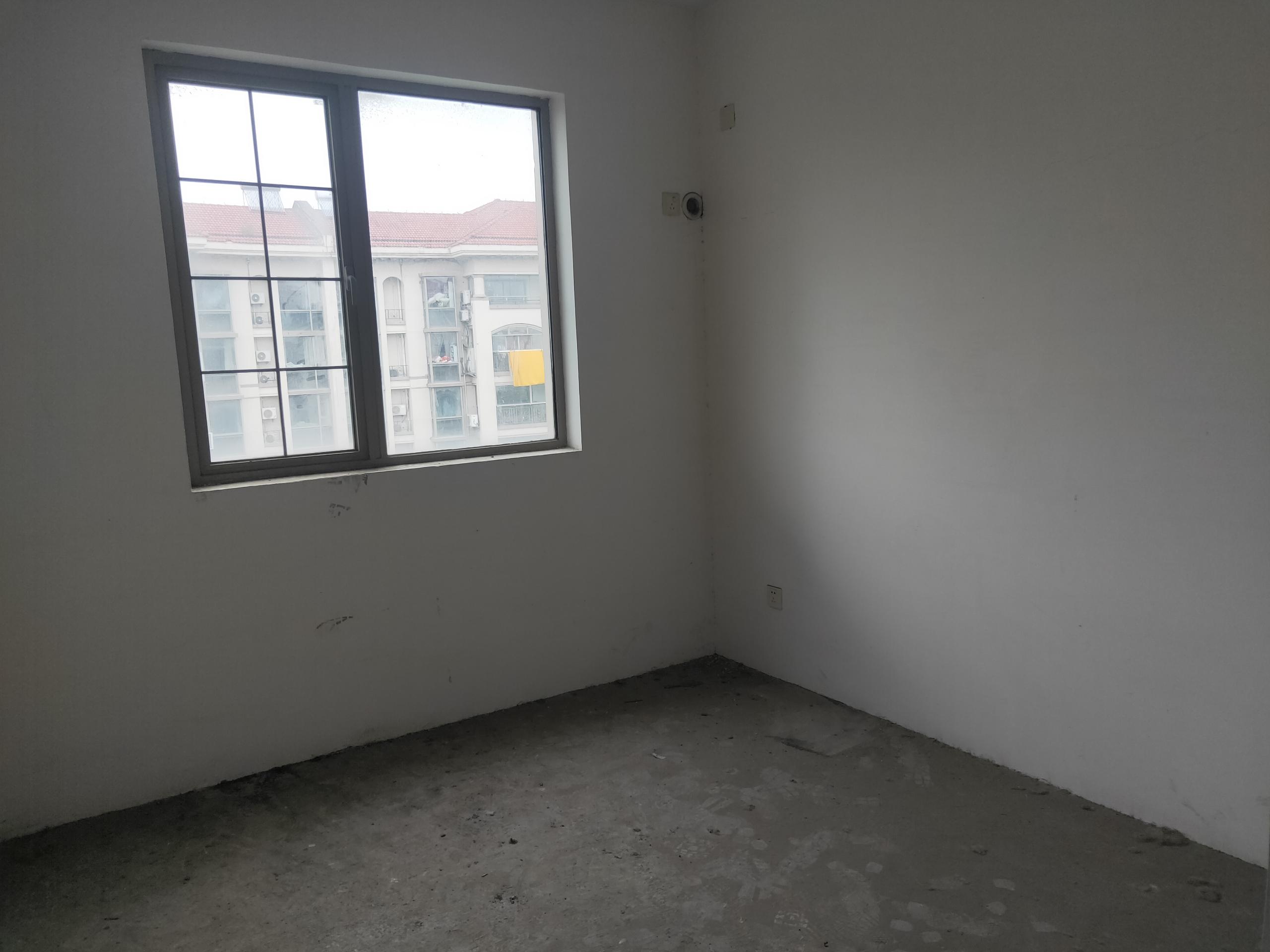 优山美地花园南区 6室2厅4卫 231.93m&sup2;
