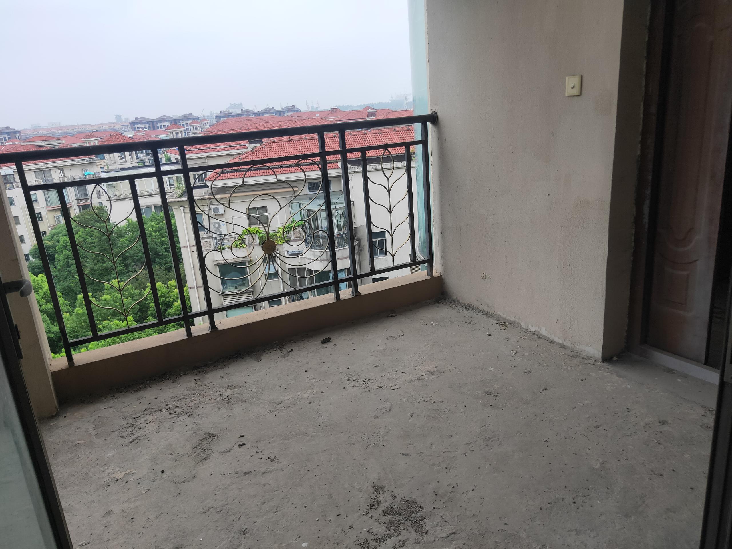 优山美地花园南区 6室2厅4卫 231.93m&sup2;