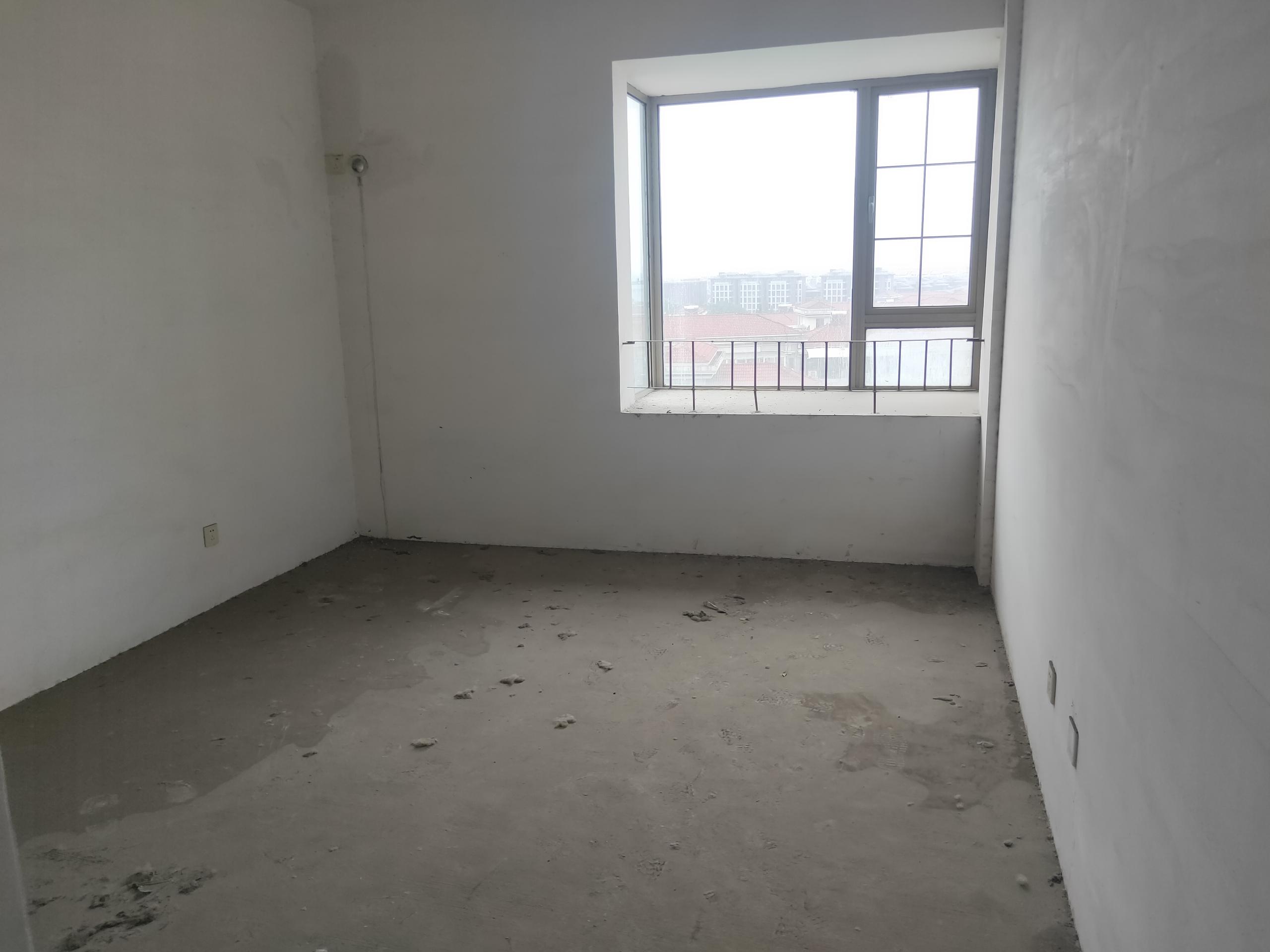 优山美地花园南区 6室2厅4卫 231.93m&sup2;