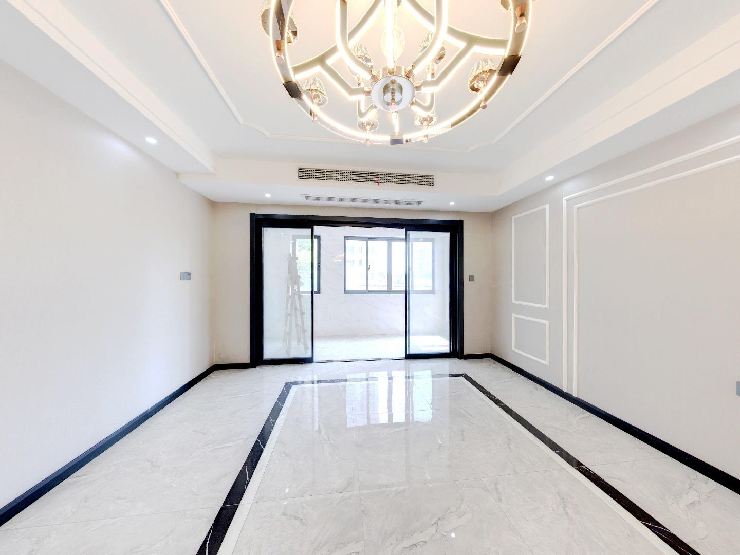 中港城皇家公寓 4室2厅2卫 160m&sup2;