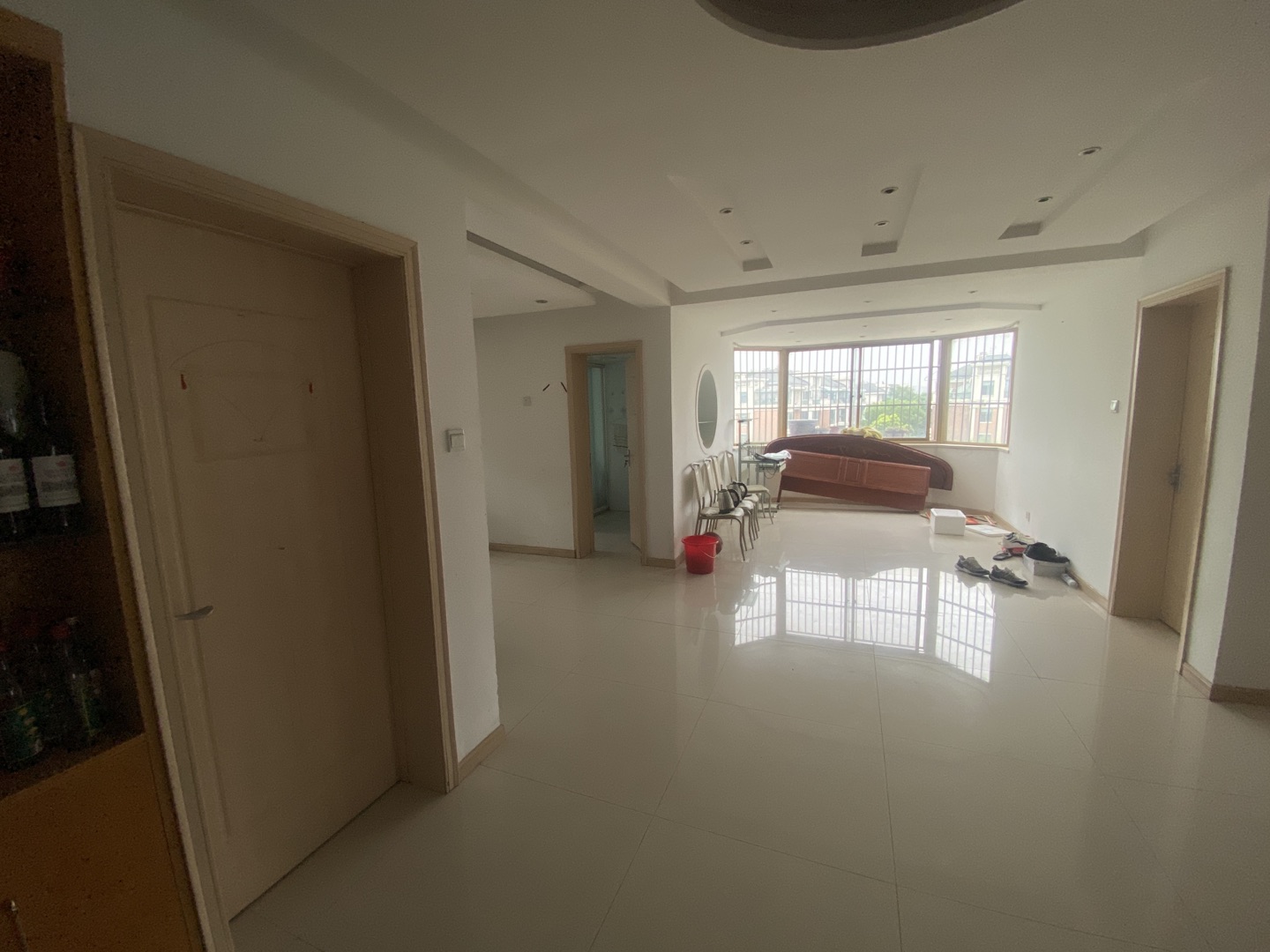 天都花苑 3室2厅1卫 137m&sup2;