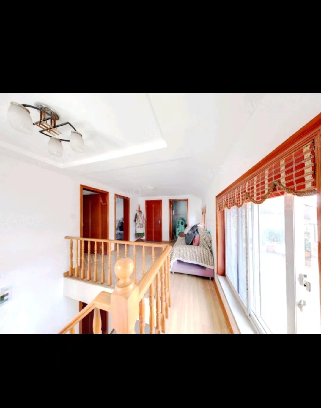 公园一村 5室2厅1卫 139m²