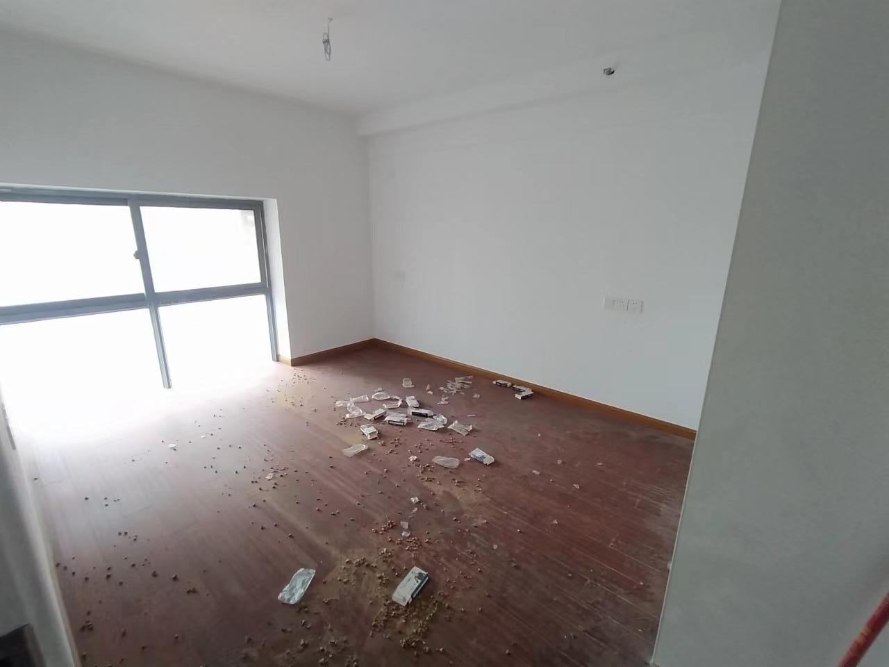 赛格时代广场 2室1厅1卫 62m&sup2;