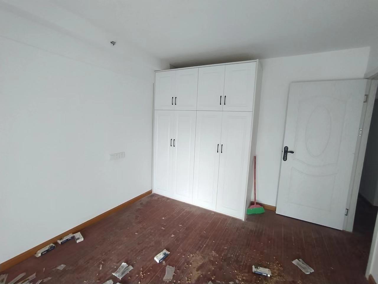 赛格时代广场 2室1厅1卫 62m&sup2;