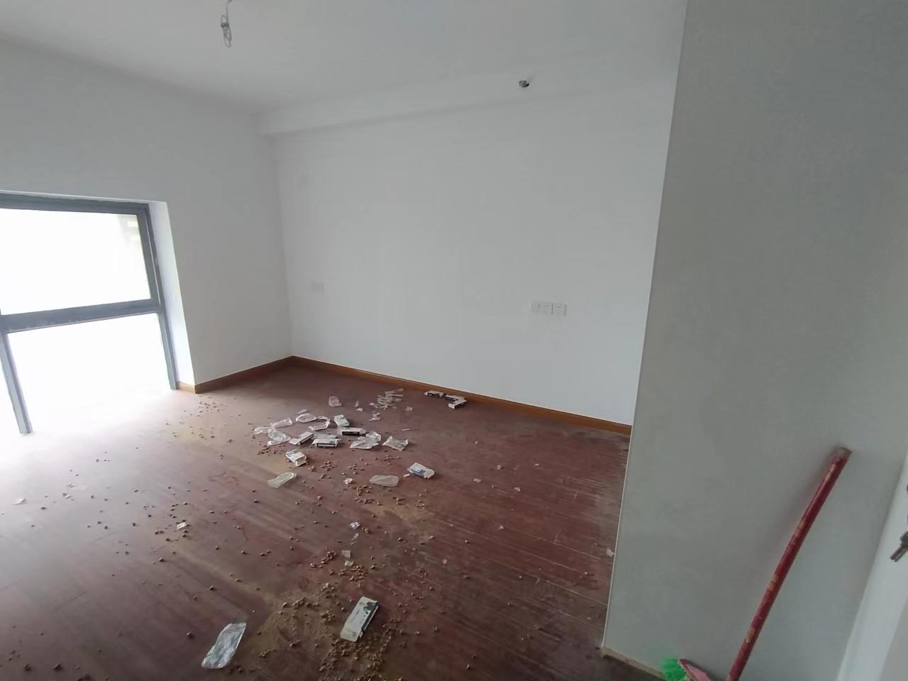 赛格时代广场 2室1厅1卫 62m&sup2;