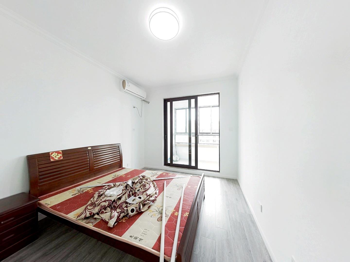 保利香槟国际 4室2厅2卫 144.6m&sup2;