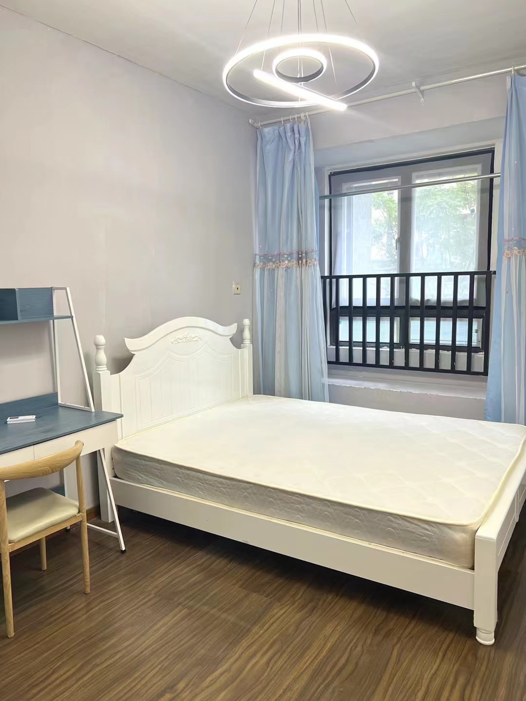 保利香槟国际 4室2厅2卫 142m&sup2;