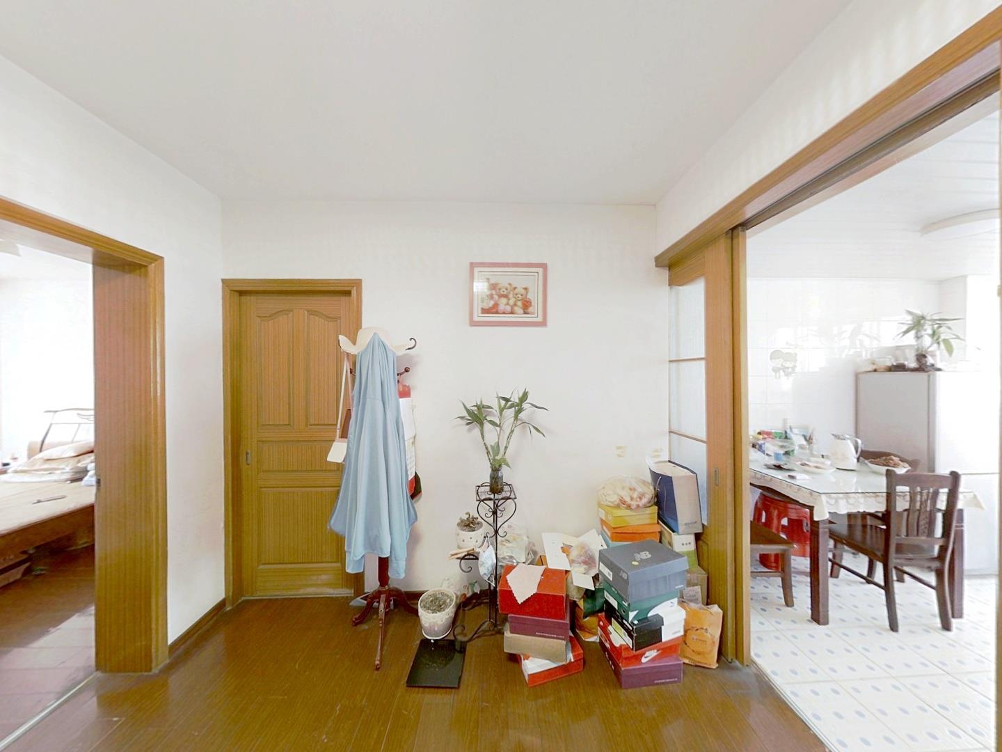春晖花园 1室1厅1卫 59.70m²